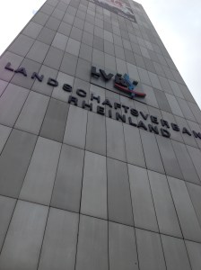 Direkt in der Nähe ein weiteres Gebäude des Landschaftsverbandes. 