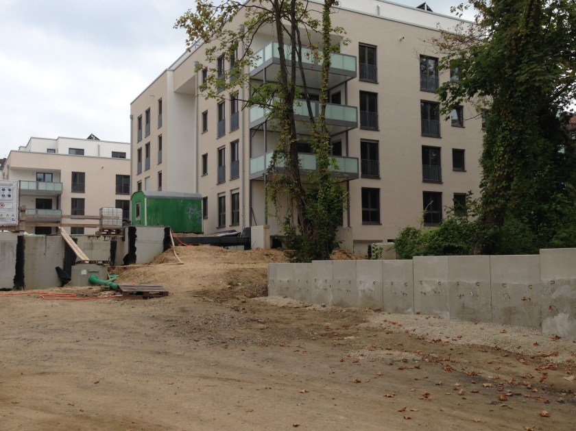 In der Aachener Brabantstraße sind knapp 70 neue Wohnungen gebaut worden. Nicht wenige sind 140 Quadratmeter groß.