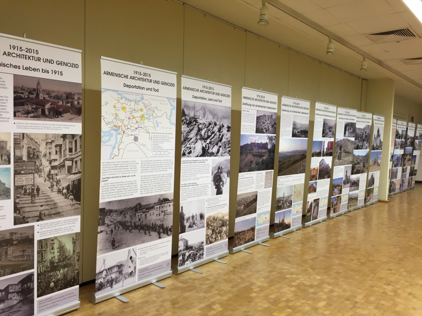 Eine Ausstellung in der Volkshochschulen Aachen vermittelt einen Überblick über Verlust und Zerstörung des armenischen Architekturerbes. 