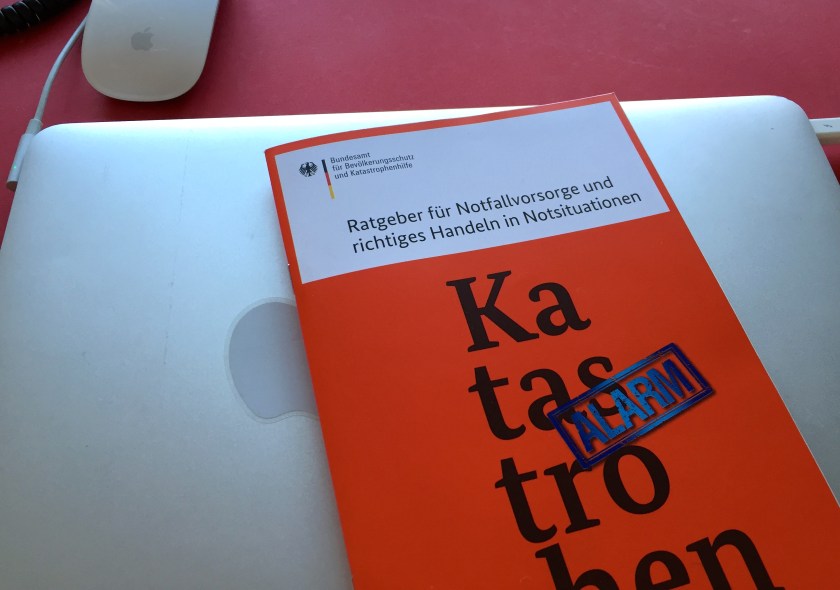 Auf 65 Seiten wird über allerlei Katastrophen und angemessenes verhalten informiert. Das Heft konnte man jüngst im Bürgerforum bekommen. 