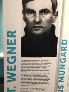 Ein kritischer Geist: Armin T. Wegner, der auch schon im 1. Weltkrieg zur Kamera griff, als die Osmanen die christliche Bevölkerung auszurotten begannen. 