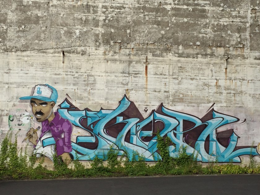 Wo tolle Leute sind, da sind auch Graffitis: Industriegelände zwischen Aachen und Haaren.